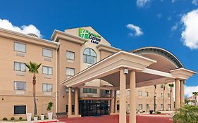 Holiday Inn Express & Suites - Laredo-Event Center Area By Ihg